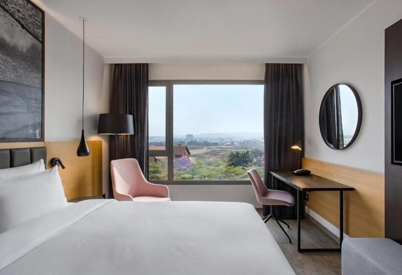 اتاق استاندارد با چشمانداز, Radisson Blu Hotel Antananarivo Waterfront