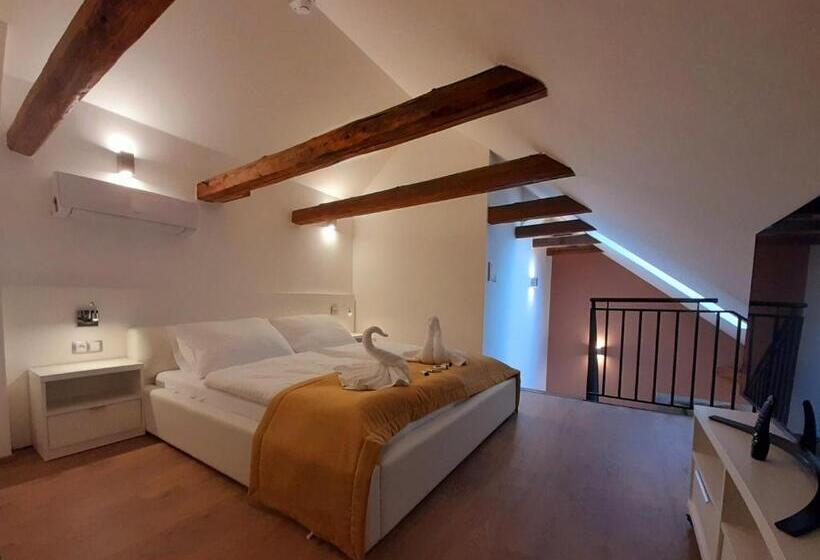 Апартаменты 1 Спальня, Residence Mariánská