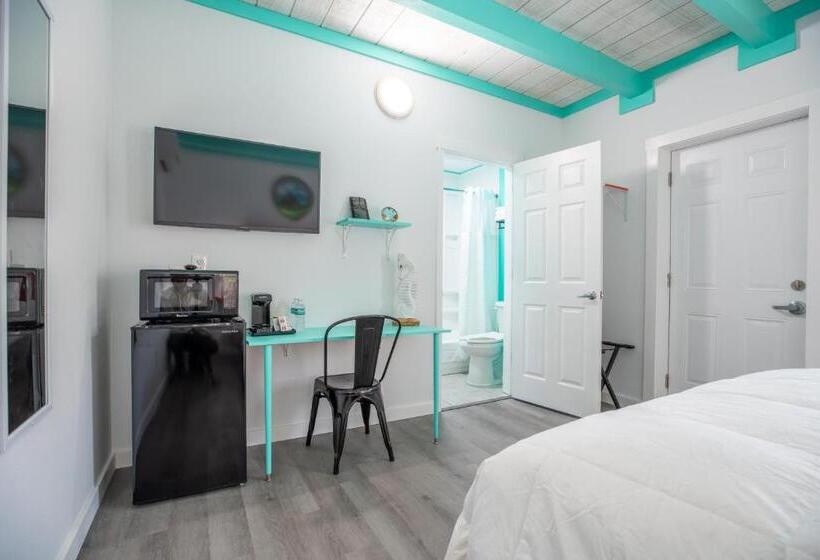 Студия Стандарт, Salt Air Inn & Suites