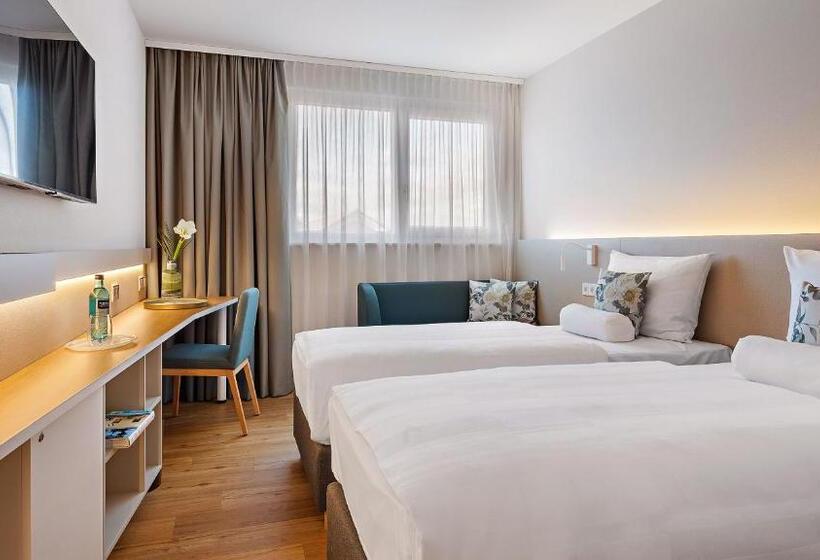 Quarto Familiar, Hey Lou Hotel Karlsruhe Messe