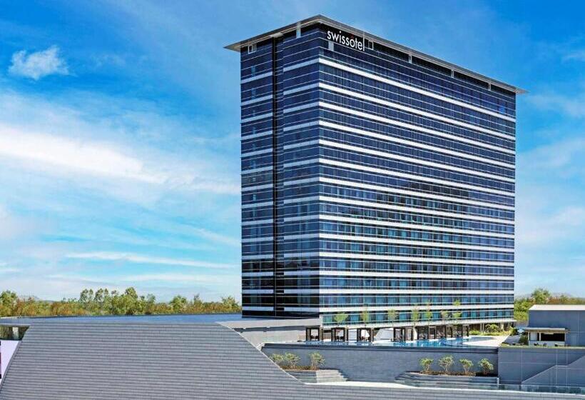 스탠다드 룸 킹사이즈 침대, Swissôtel Clark Philippines