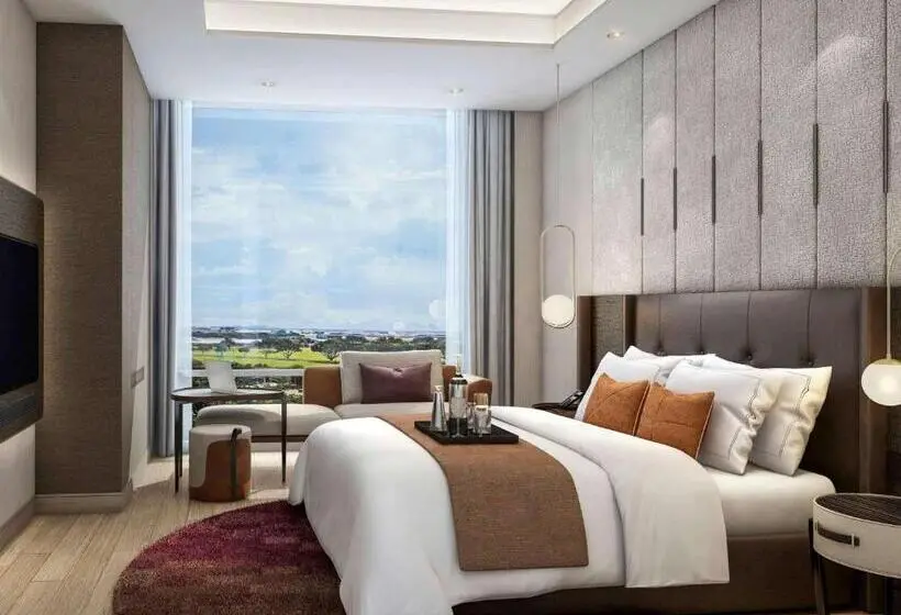 キングサイズベッドのスイートルーム, Swissôtel Clark Philippines