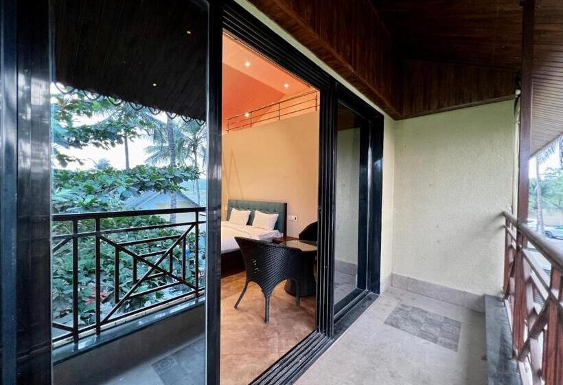 Семейный Номер, Paramount Riverfront Resort & Spa, Karjat