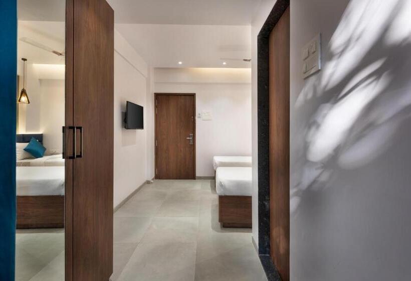 Номер Deluxe, Paramount Riverfront Resort & Spa, Karjat