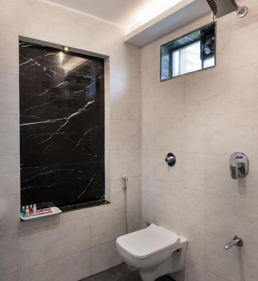 Номер Deluxe, Paramount Riverfront Resort & Spa, Karjat