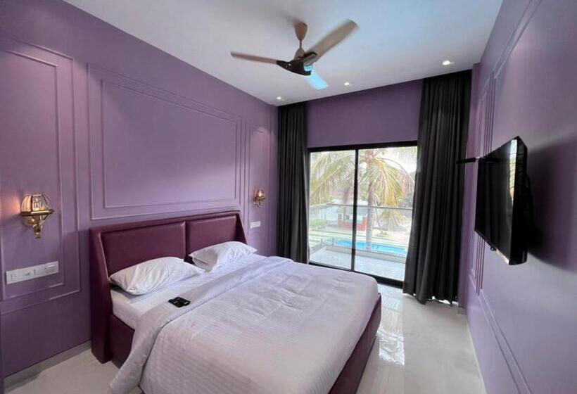 Номер Стандарт Вид на Бассейн, Paramount Riverfront Resort & Spa, Karjat