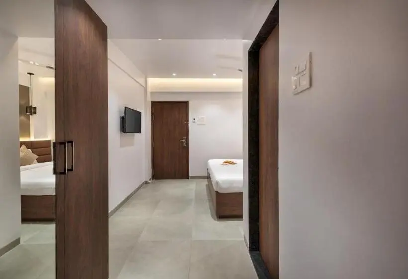 バルコニー付きデラックスルーム, Paramount Riverfront Resort & Spa, Karjat
