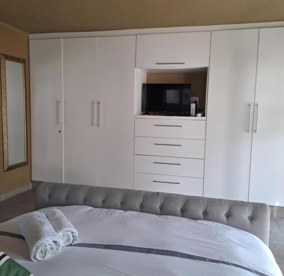 Номер Deluxe, Fountain Beach House Ikhaya