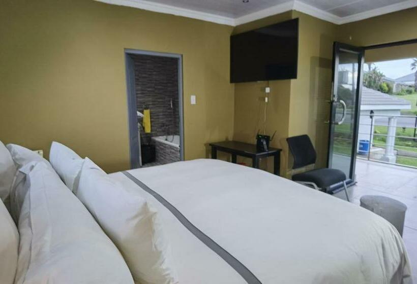 Номер Deluxe с Балконом, Fountain Beach House Ikhaya