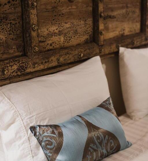 带大床的豪华间, Moon S Tower Suite&rooms