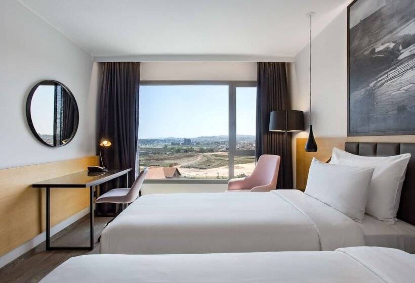 اتاق سوپریور با چشمانداز, Radisson Blu Hotel Antananarivo Waterfront