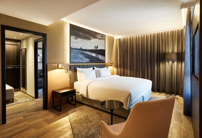 سوئیت پرزیدنت, Radisson Blu Hotel Antananarivo Waterfront