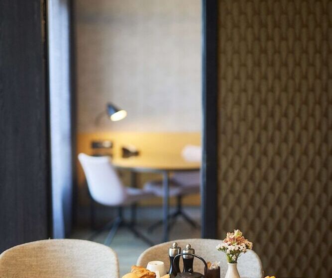 سوئیت پرزیدنت, Radisson Blu Hotel Antananarivo Waterfront