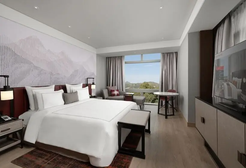 プレミアムルーム, Swissôtel Clark Philippines