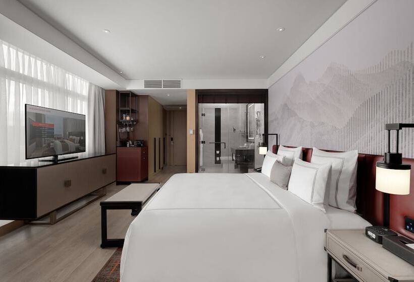 스위트, Swissôtel Clark Philippines