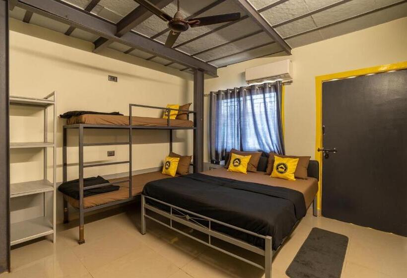 정원 전망 4인용 스탠다드 룸, The Hosteller Lonavala