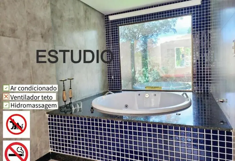 Standard-studio, Pousada Do Rodrigo