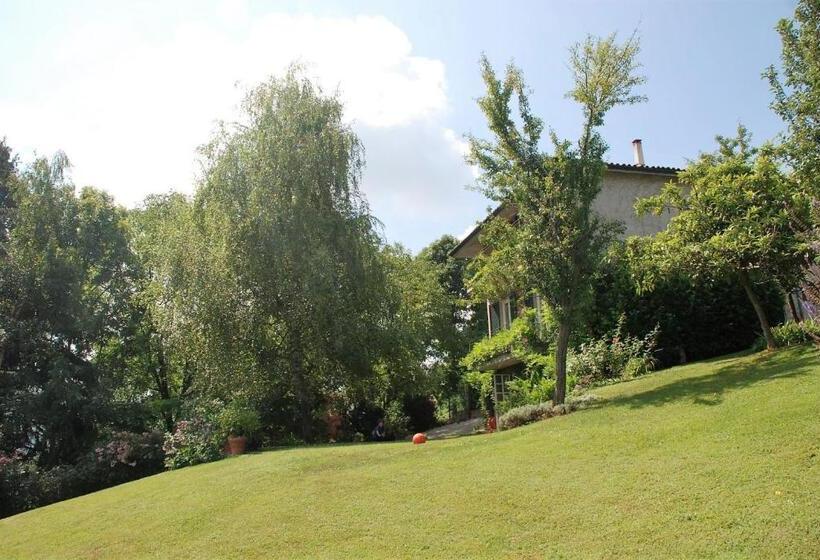 スタンダードルーム, La Casa In Collina