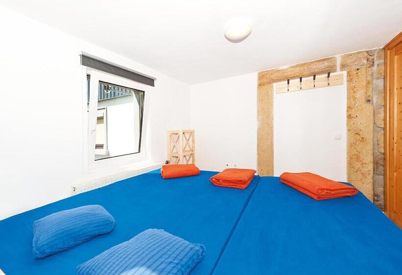 标准三人间, Bergoase Hütte Und Hostel Sauna Kamin Lagerfeuer