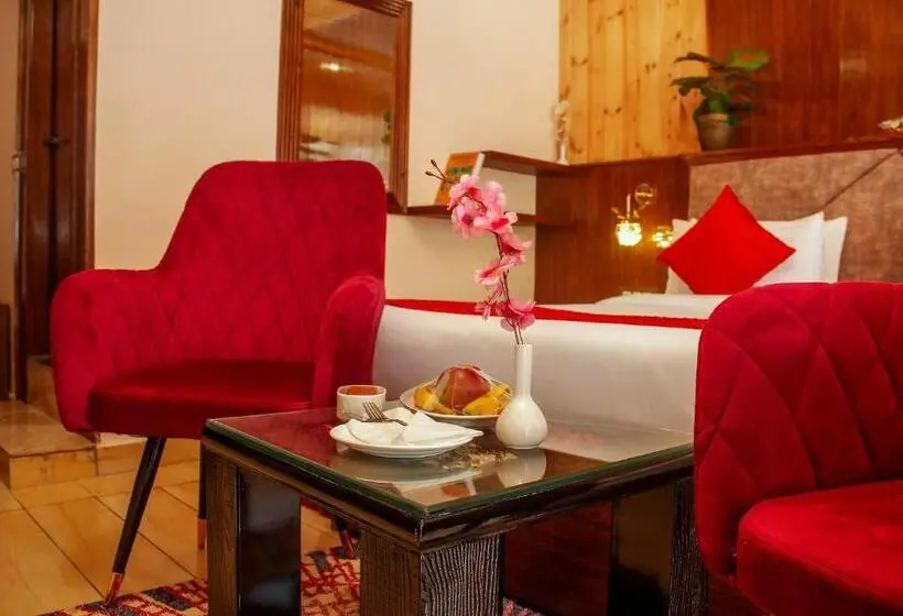 Chambre Premium avec Balcon, Amritara The Avadh