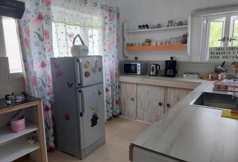 اتاق استاندارد با چشمانداز باغ, Chambre D Hote Place Des Amoureux
