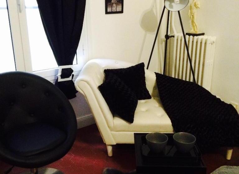 اتاق استاندارد با سرویس بهداشتی مشترک, Chambres Dans Guest House Centre Ville