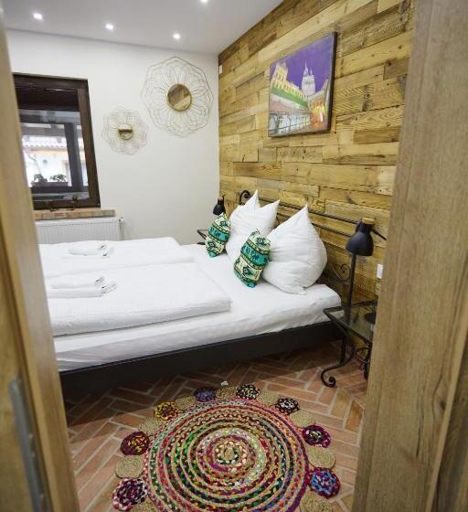 اتاق استاندارد, Complex Butoaiele Transilvaniei   Cazare & Spa   Natura   Relaxare