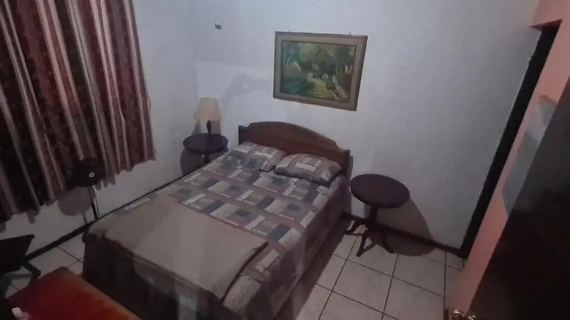 اتاق لوکس, Hostal Doña Mercedes