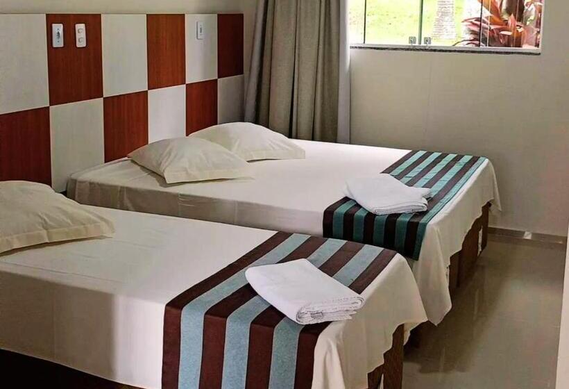 חדר קלאסי לשלושה, Maestro Thermas Park