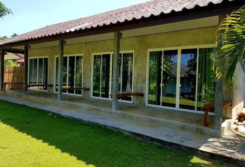 חדר סטנדרט נוף לגינה, S Beach Resort