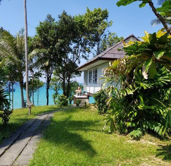 בקתה סטנדרטית עם נוף לים, S Beach Resort