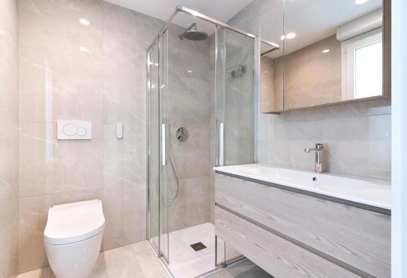 Pokój Trzyosobowy Deluxe Widok Morze, The View B&b, Terrace & More