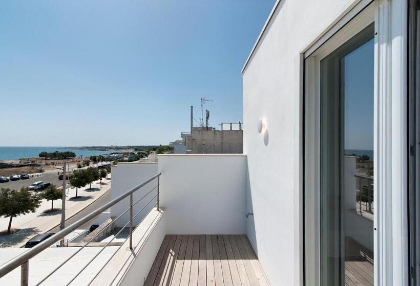オーシャンビューのデラックストリプルルーム, The View B&b, Terrace & More