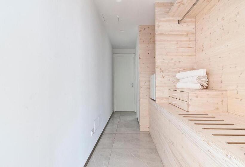 Quarto Triplo Deluxe Vista Mar, The View B&b, Terrace & More