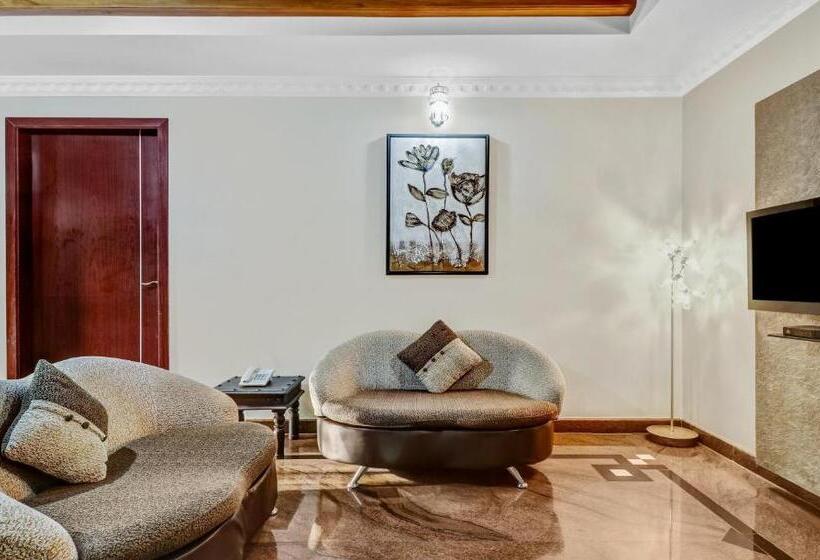 수피리어 룸, Treebo Symphony Hotels And Resorts Angamally