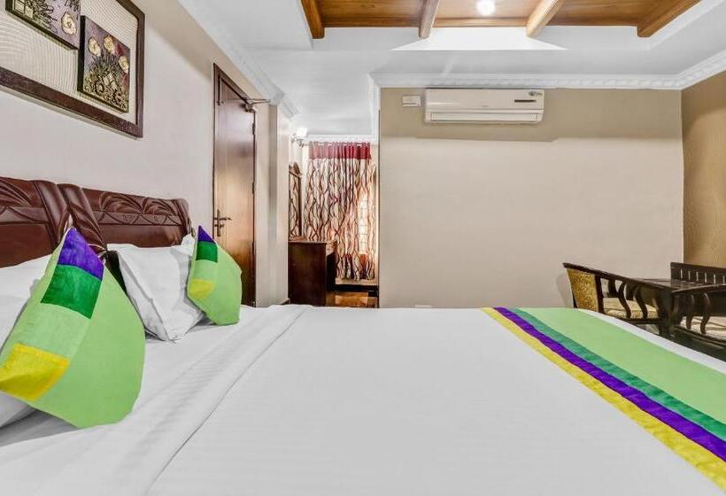 Номер Superior, Treebo Symphony Hotels And Resorts Angamally