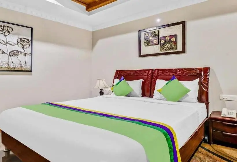 スーペリアールーム, Treebo Symphony Hotels And Resorts Angamally