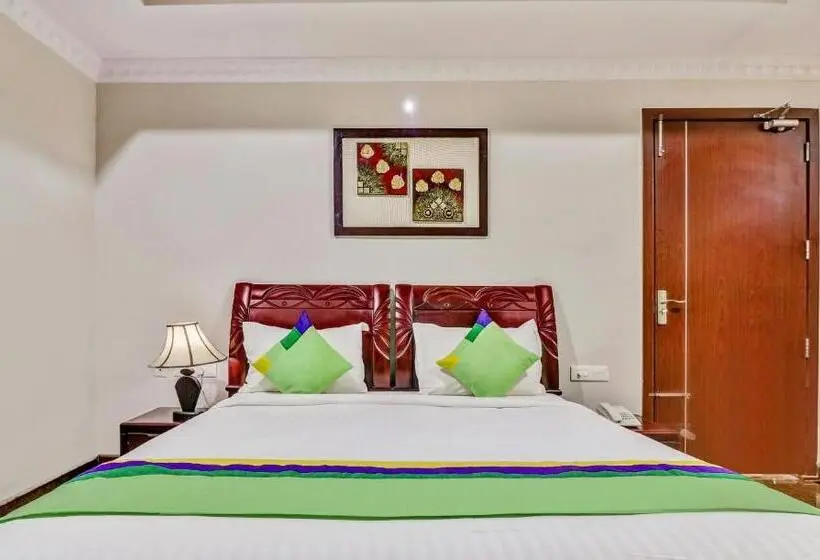 スーペリアールーム, Treebo Symphony Hotels And Resorts Angamally
