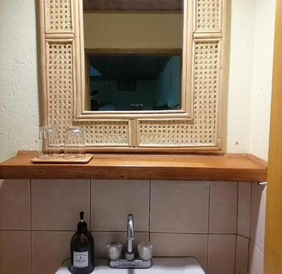 اتاق استاندارد با چشم‌انداز دریا, Villa Marmarine Beach Resort & Restaurant