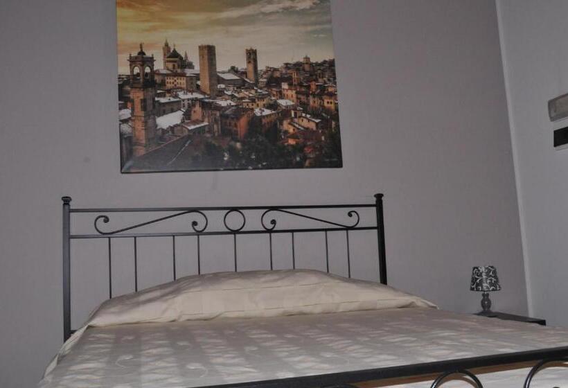 اتاق لوکس, Antico Borgo