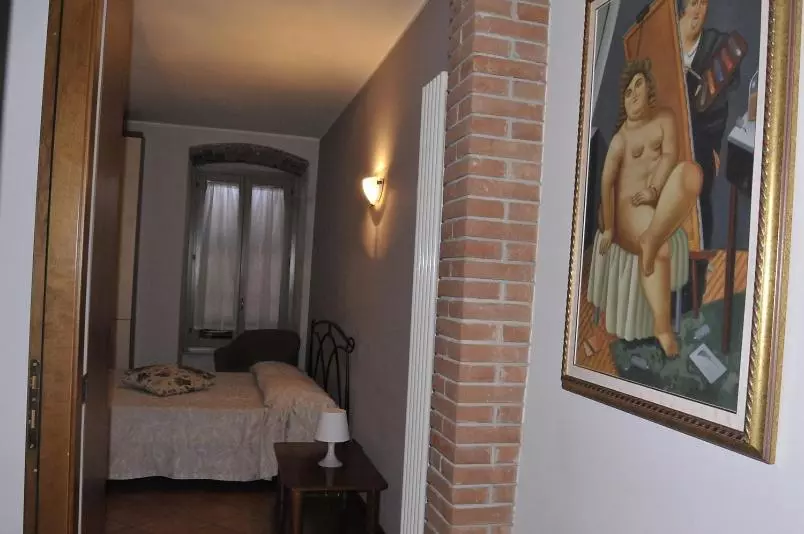 استودیوی سوپریور, Antico Borgo