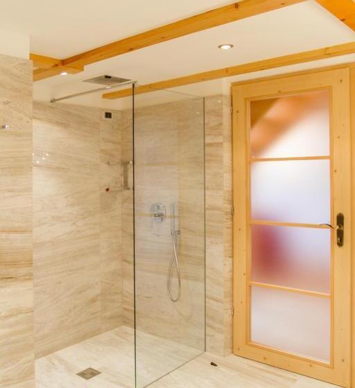 带按摩浴盆的套房, Beauty & Vital Hotel Maria