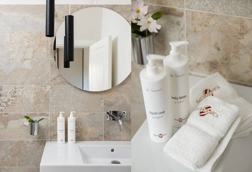 חדר סטנדרט, Salvadonica