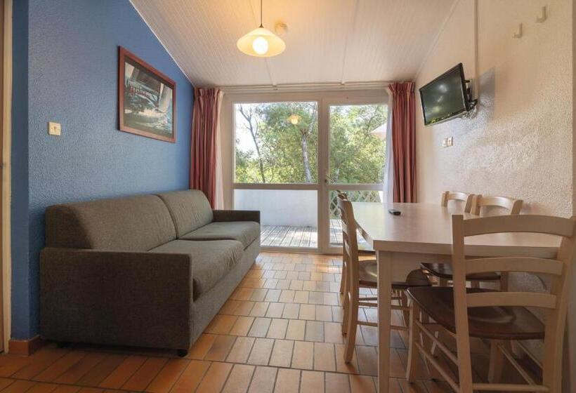 Апартаменты 2 Спальни, Belambra Clubs La Palmyre   Les Mathes