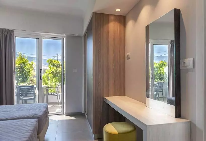 スーペリアトリプルルーム, Gelli Apartments