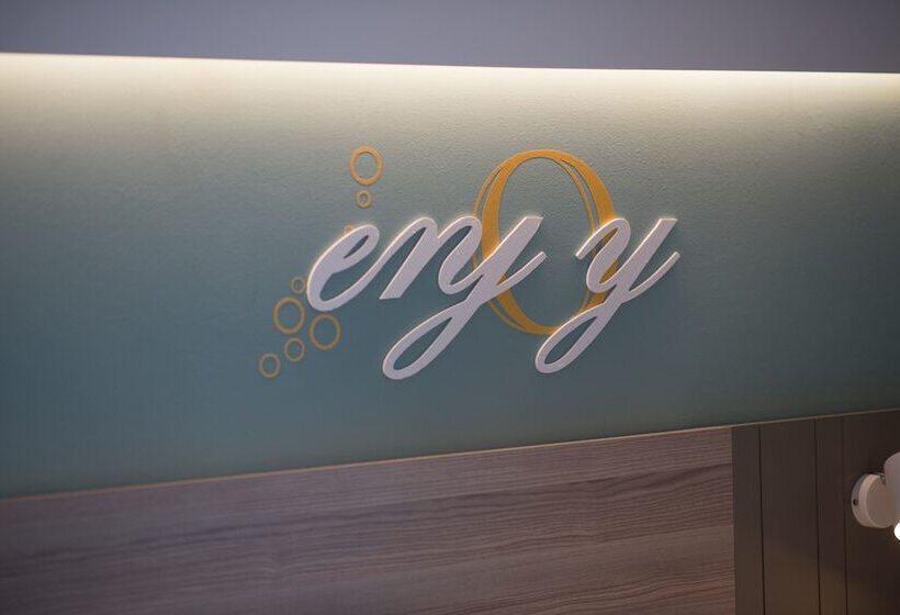 庭の見えるジュニアスイート, Gelli Apartments