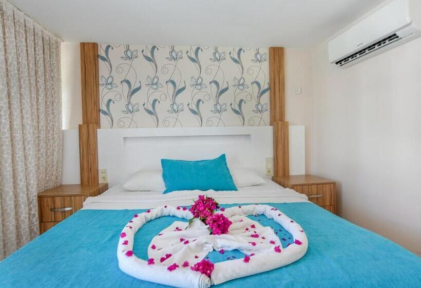 标准单人间, Clover Magic Altinkum Park