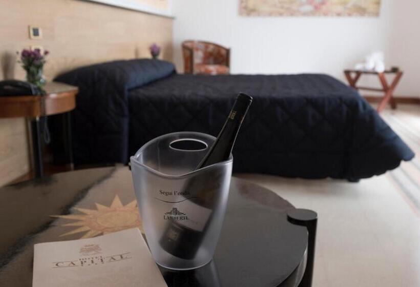 اتاق سوپریور, Capital