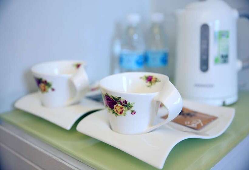 اتاق استاندارد, Ole Tai Sam Un