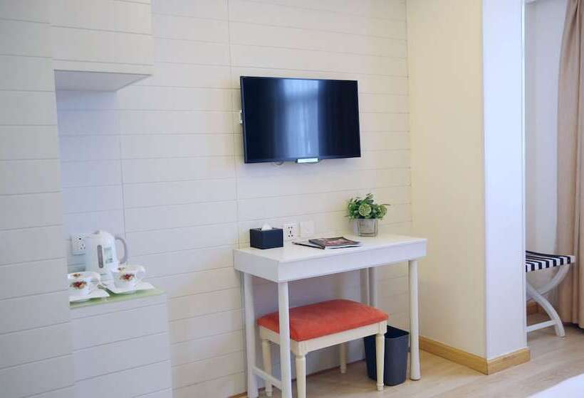 اتاق لوکس, Ole Tai Sam Un